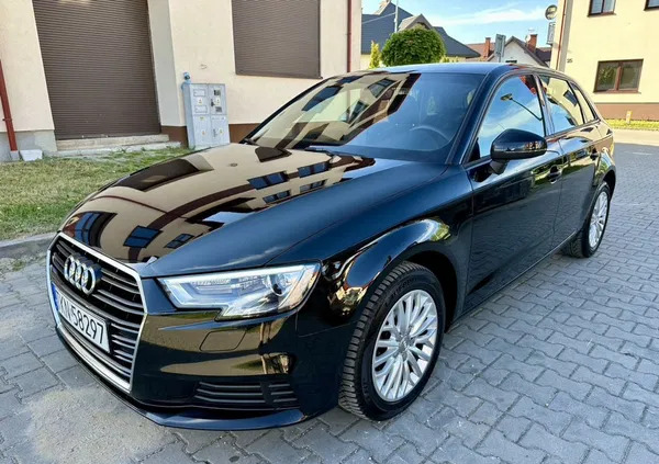 samochody osobowe Audi A3 cena 63500 przebieg: 180000, rok produkcji 2018 z Dynów